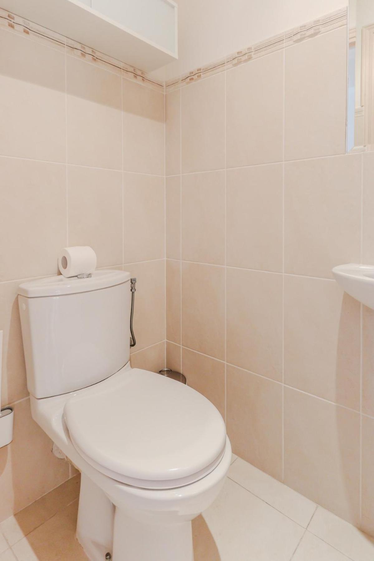 Appartement A Avec Terrasse Ensoleillee Antibes