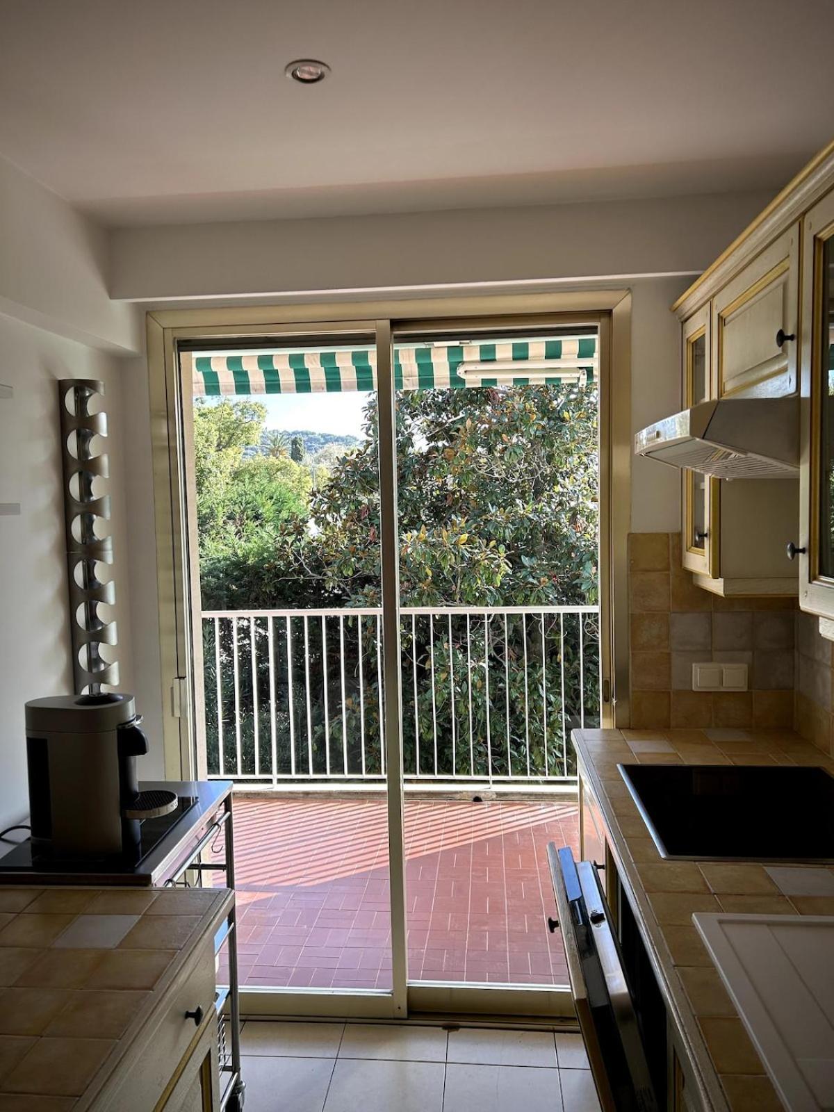 A Avec Terrasse Ensoleillee Appartement *